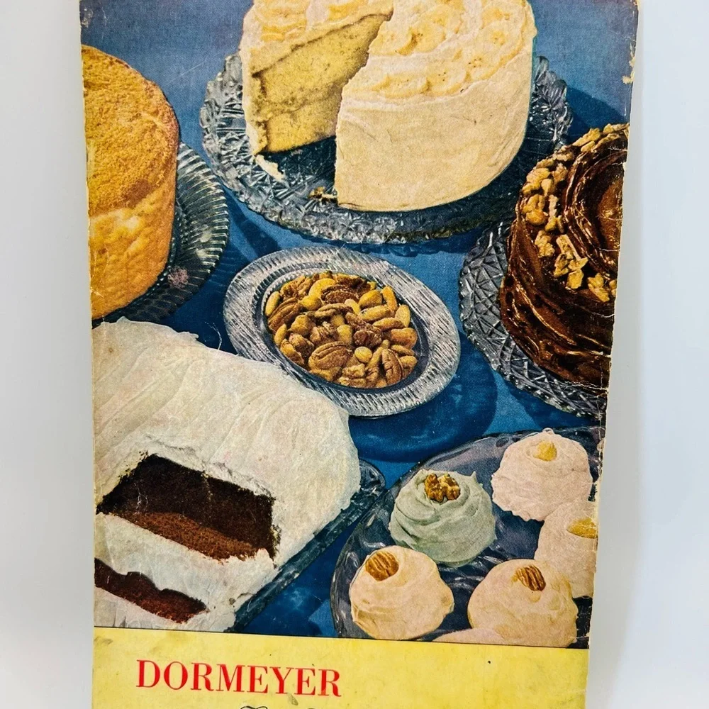 1949 Dormeyer Electric-Mix Treasure Book Vintage Mixer Cookbook Manual